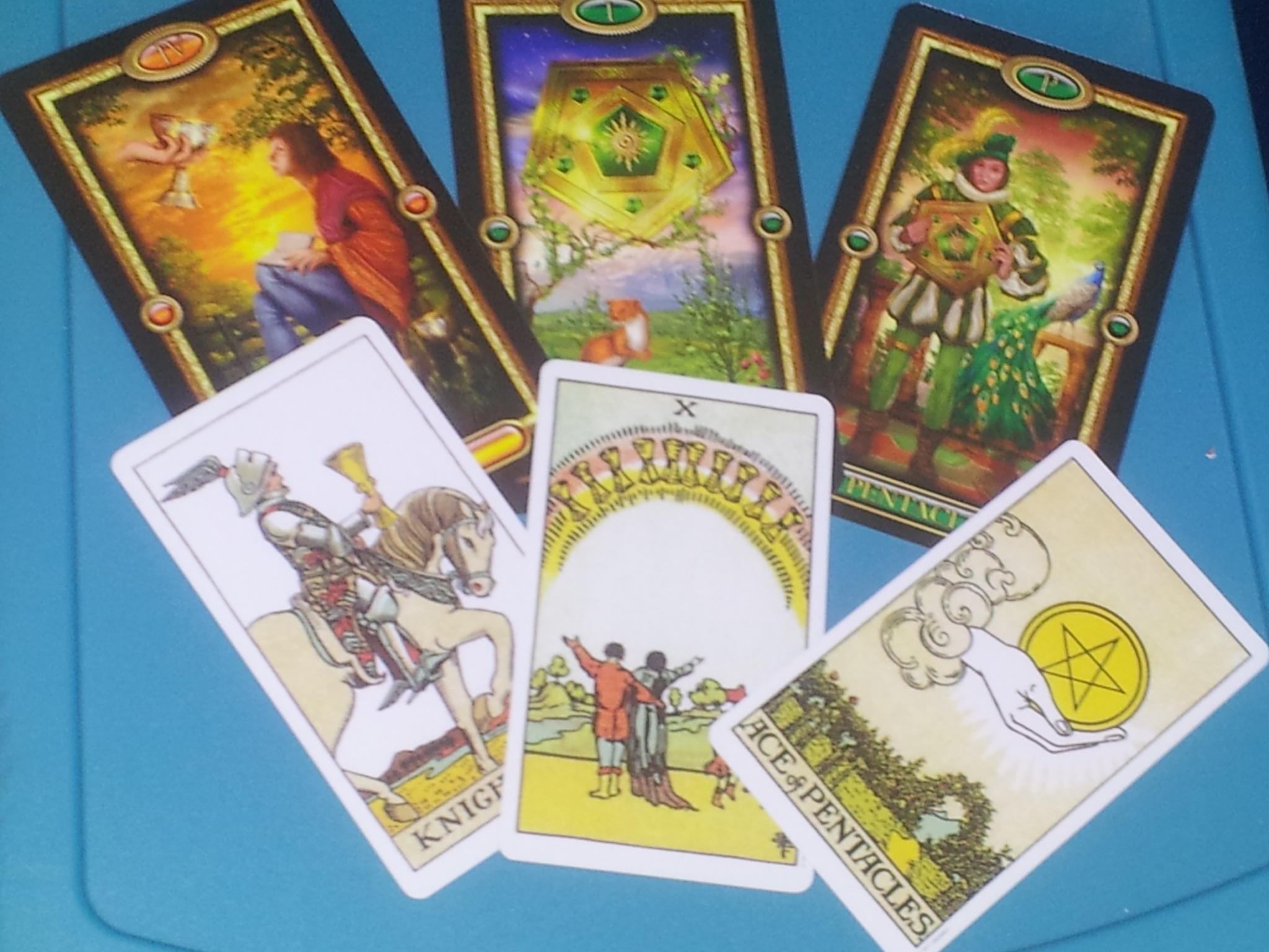 Master Tarot Grouping: Techniques for Reading Multiple Cards