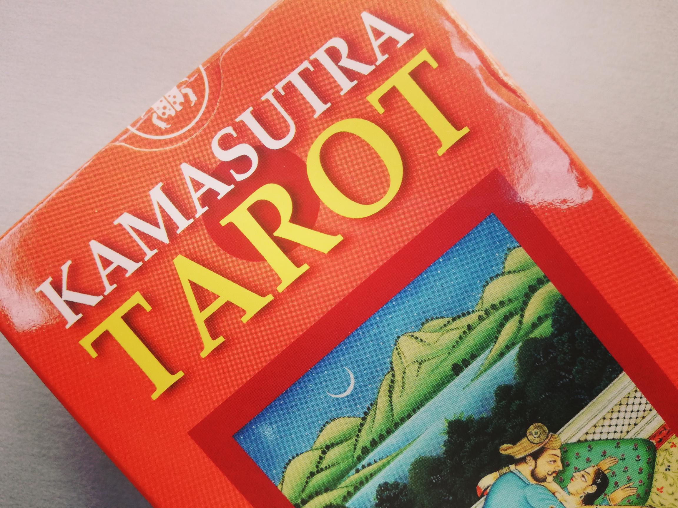 Kamasutra Tarot Guide: Exploring the Art of Love and Spirituality