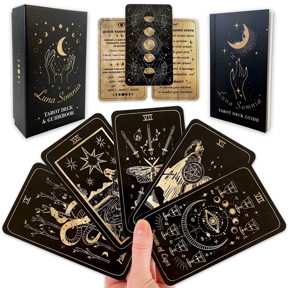 Discover the Best Tarot Decks: A Complete Guide for 2024