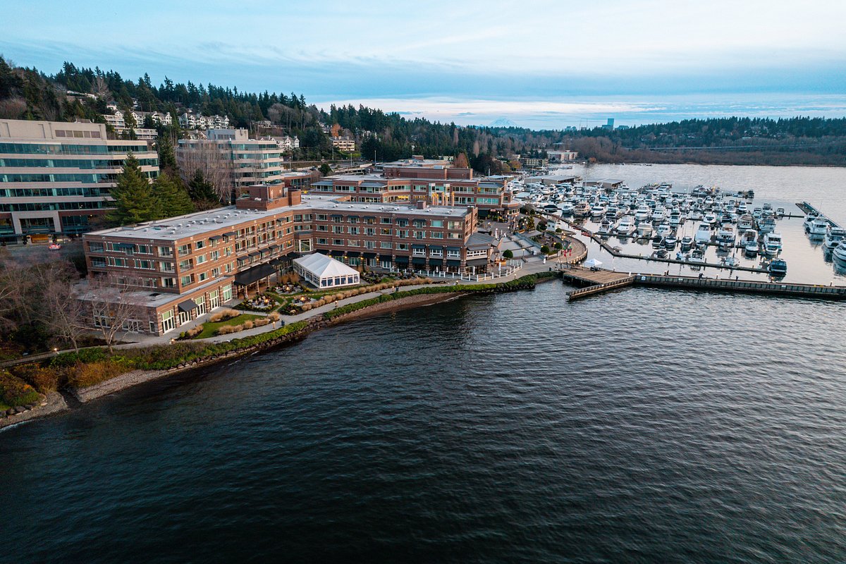 Explore Totem Lake Hotel in Kirkland, WA – Your Perfect Stay Near Nature & City