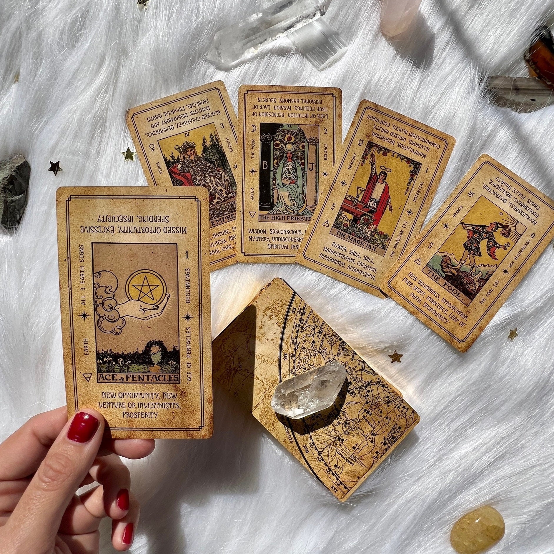 Finding the Perfect Tarot Deck as a Gift: A Beginners Guide