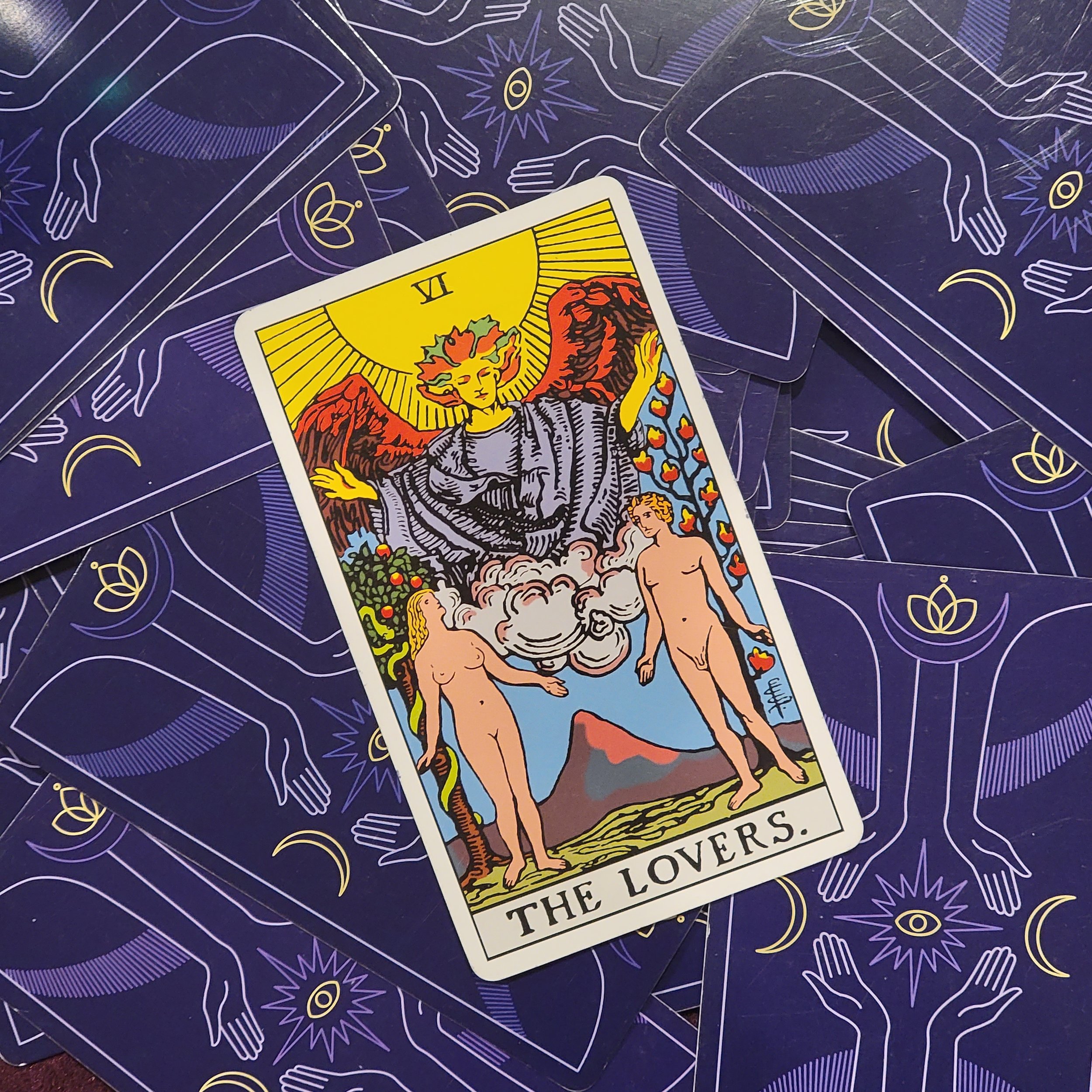 Ask Tarot for Love: Find Your True Soulmate Today