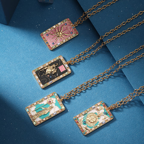 How to Choose a Tarot Card Necklace?  A Simple Guide