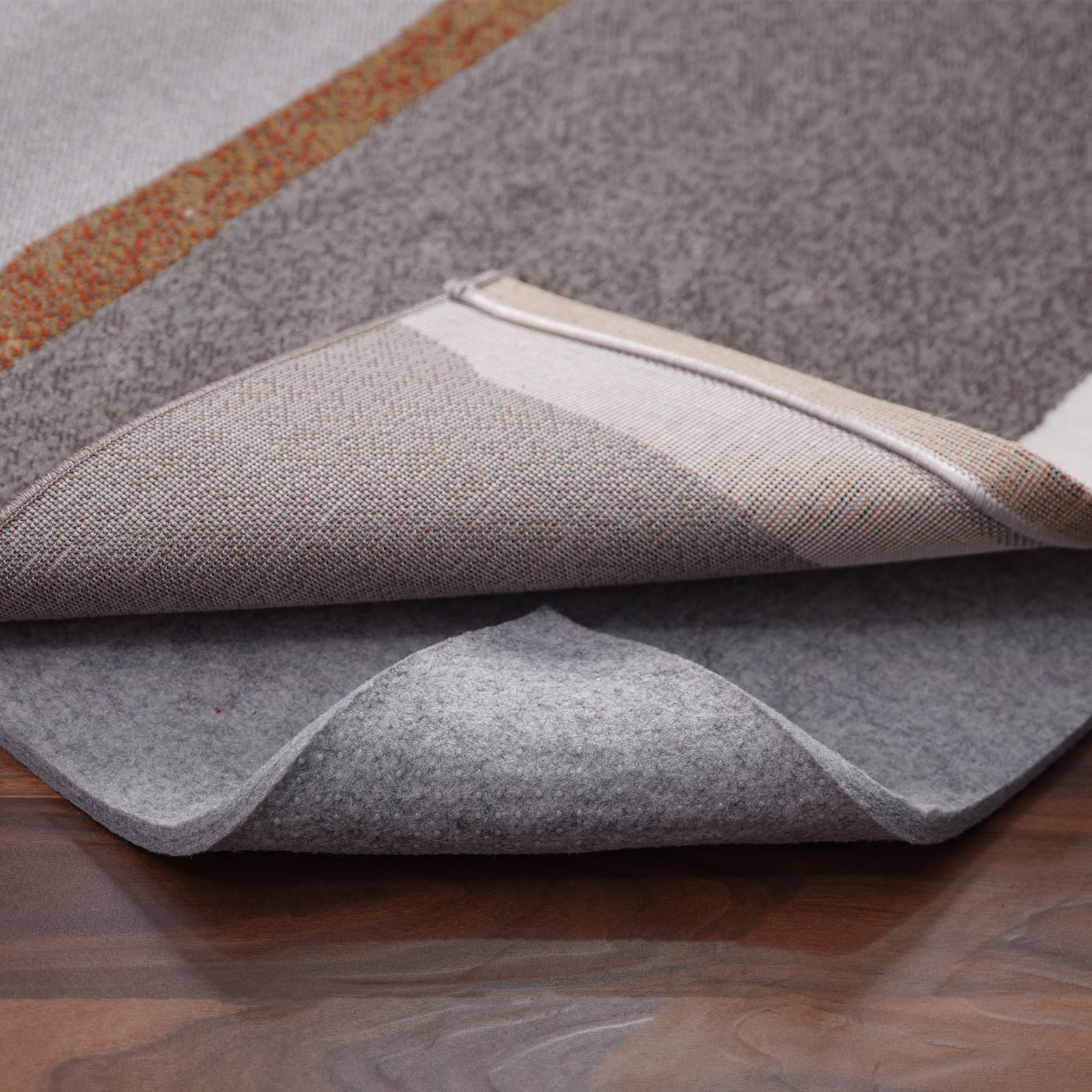 Want a comfy runner rug pad? Discover the best materials for your floors!