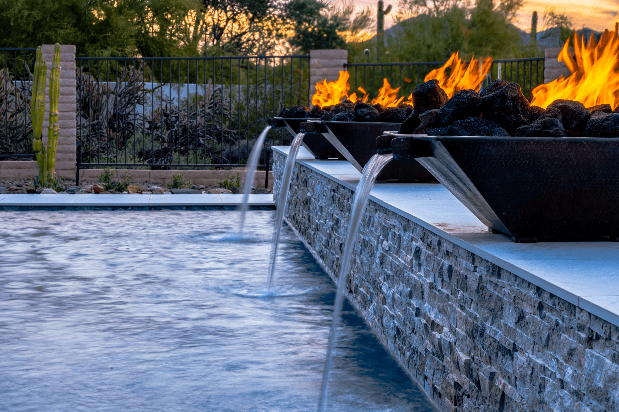 Affordable Modern Pool Water Features That Look Luxurious