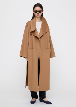 Toteme Signature Coat: Is It Worth the Investment?