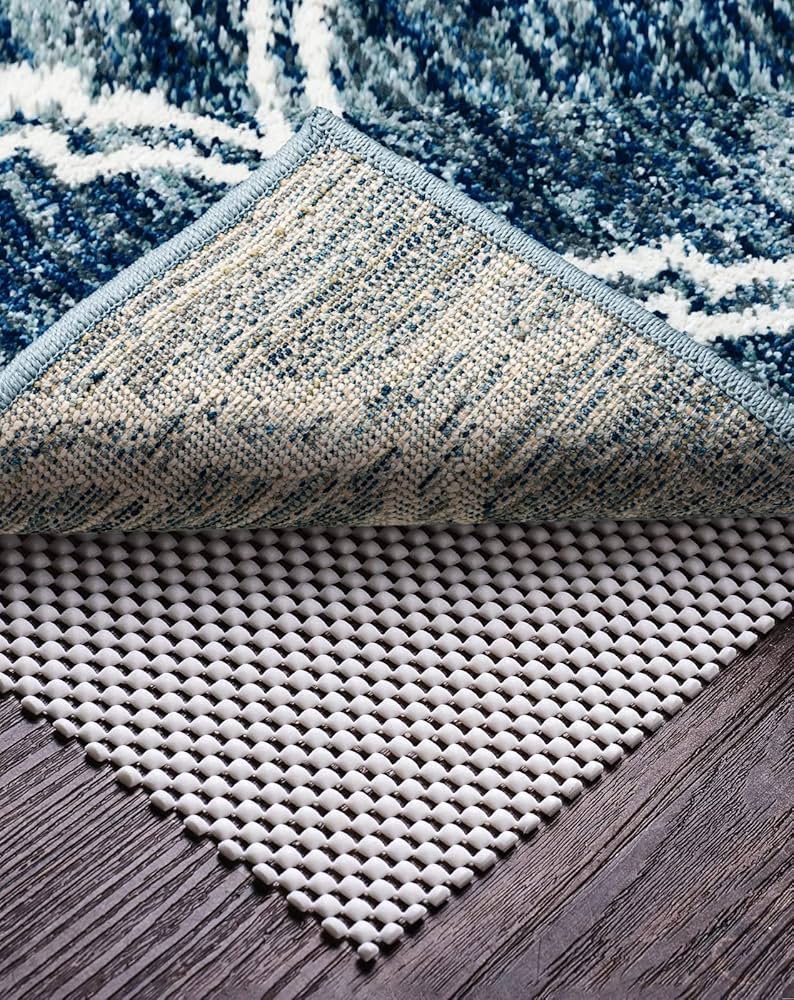 Want a comfy runner rug pad? Discover the best materials for your floors!