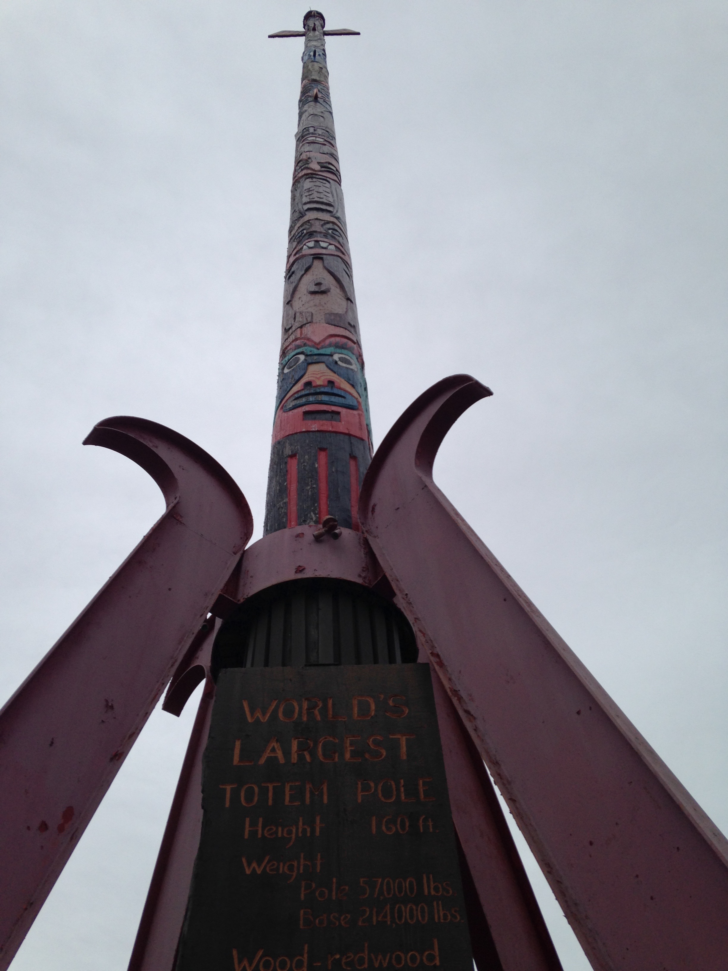 The mckinleyville totem pole: Why is it so famous? (Discover its cool history)