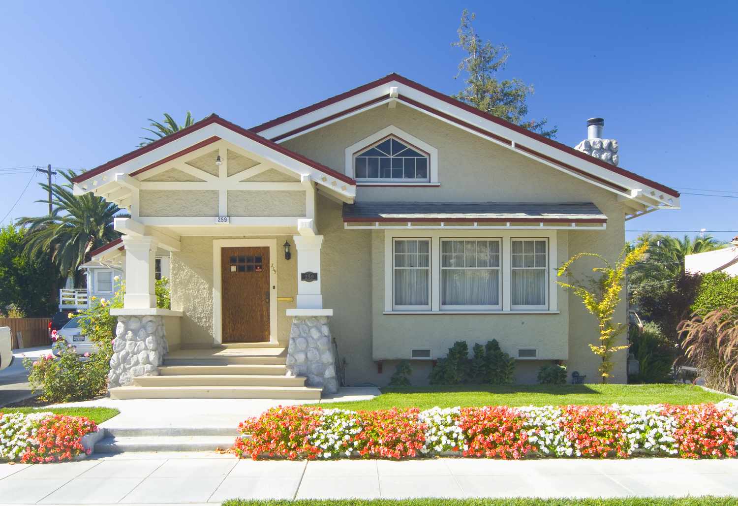 Craftsman Home Features: NYTs Simple Guide to This Classic Style